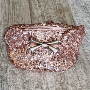 Disney Loungefly Rose Gold Minnie Belt Bag - new without tags